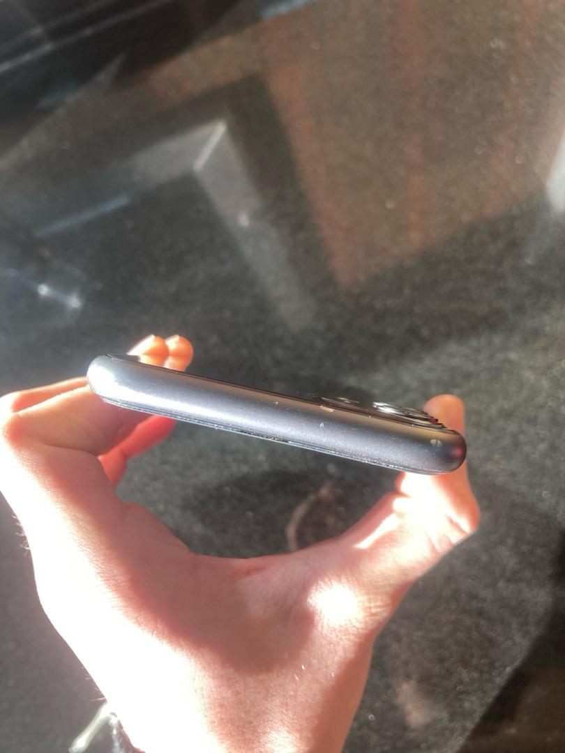 iphone 11 - 4