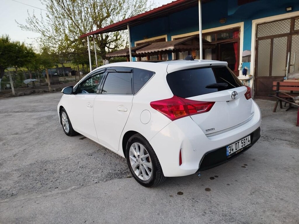 hatasız boyasız sahibinden auris - 4