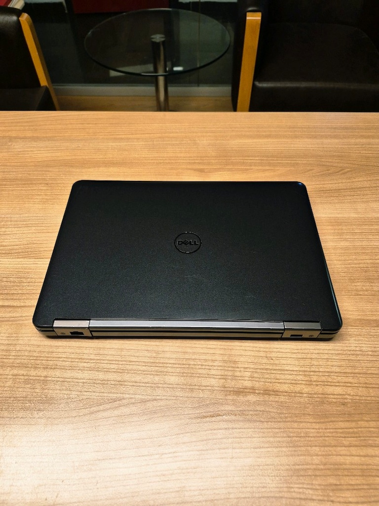 Laptop DELL i7 İşlemci 8GB Ram SSD Pili Yeni - 6