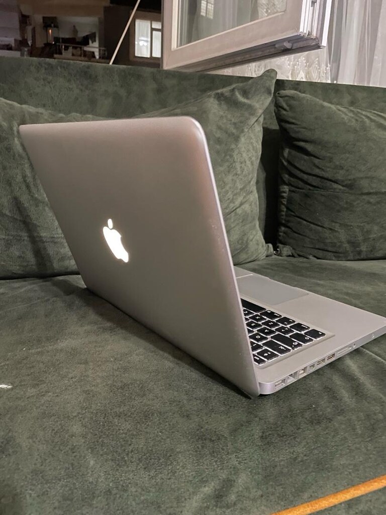 MacBook Pro (mid-2009)! Çok Temiz - 2