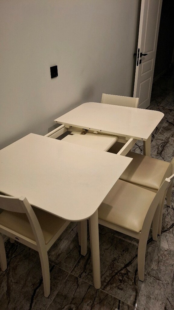 4 adet sandalye ve masa - 3