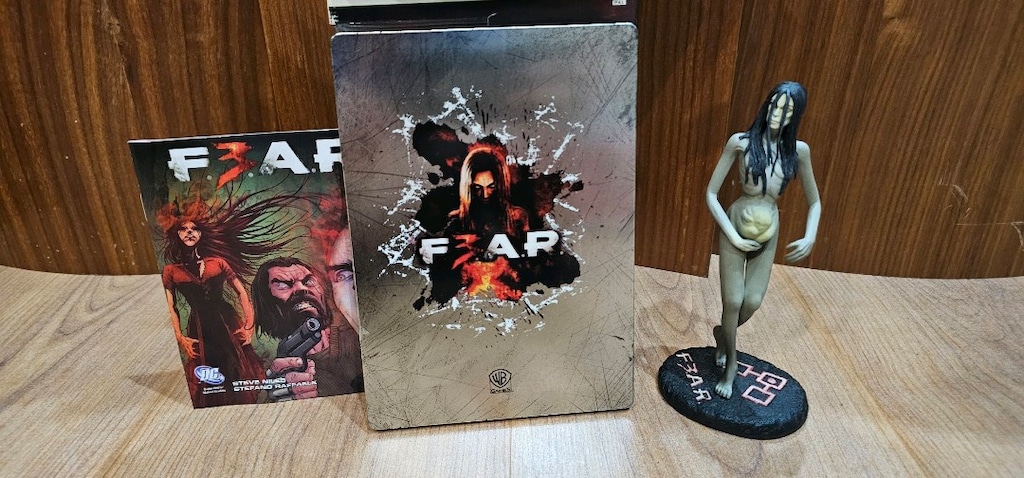 FEAR 3 COLLECTORS edition - 4
