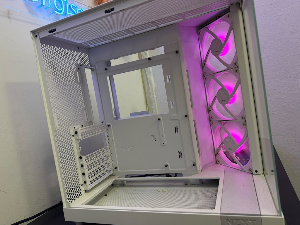NZXT H6 Flow RGB Beyaz Powersiz Bos Kasa - 2
