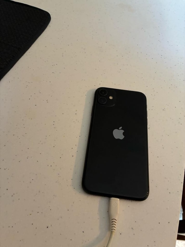 ıphone 11 64gb sağlam ve temiz - 4