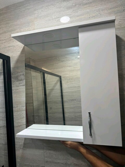 Banyo Üst Dolabı