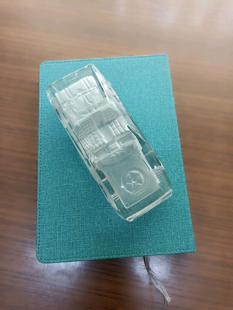 kristal cam maket araba Ferrari 308 gtb - 5