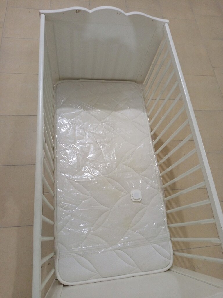 Ikea marka tertemiz bebek karyolası beşik - 4