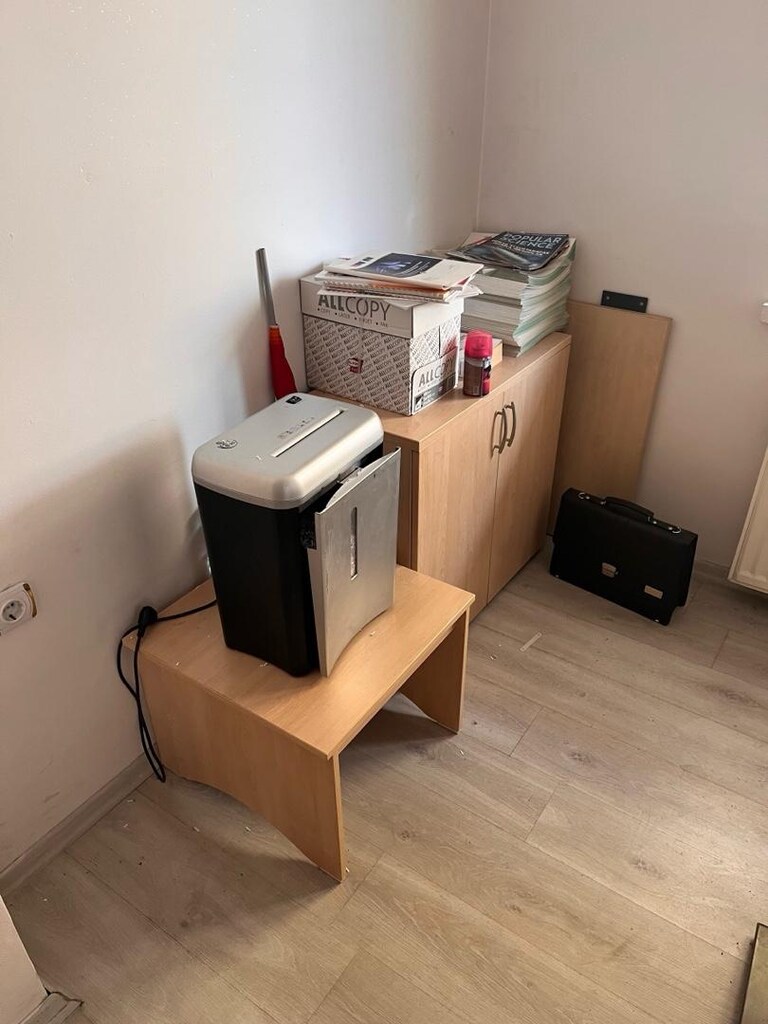 KOMPLE BÜRO MOBİLYASI VE EŞYALARI SATILIK - 13
