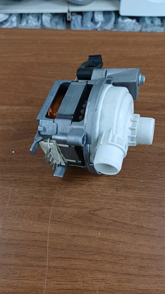 Bosch SGI55E55EU Bulaşık Makinesi Yıkama Motoru 2.el Çıkma Orijinal - 2
