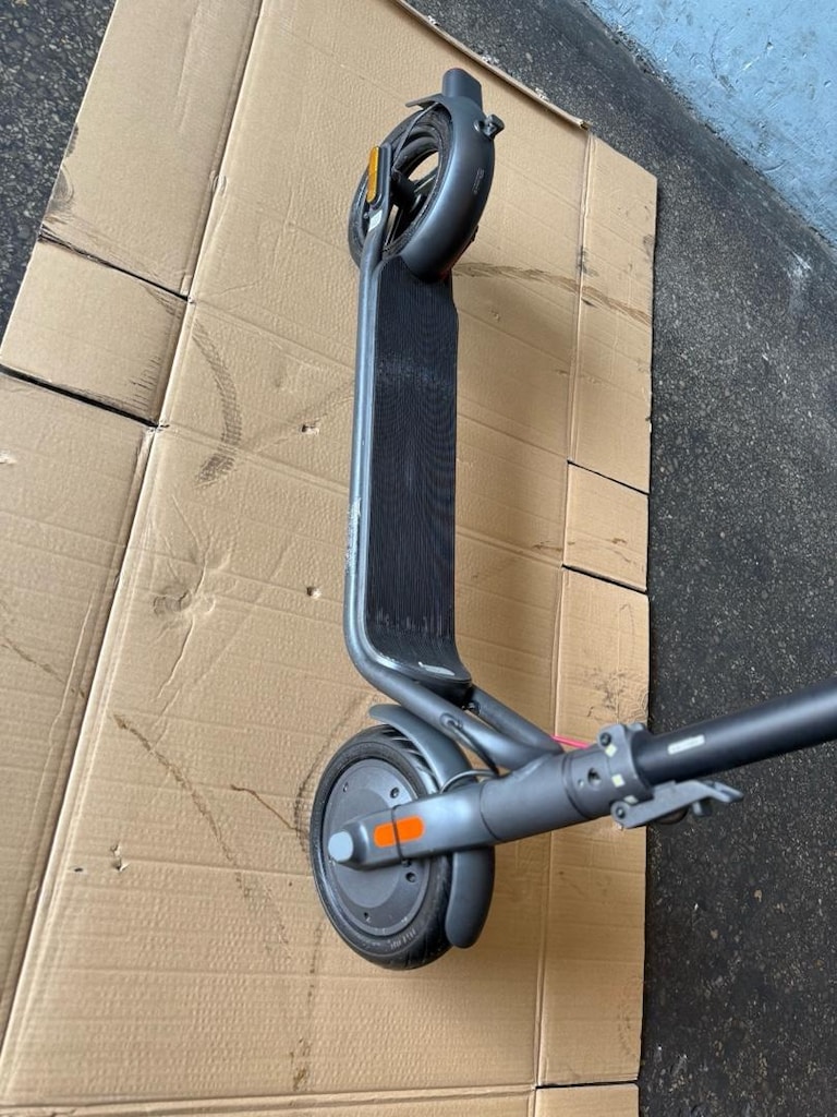 NAVEE V50 Scooter tertemiz sıfır gibi az kullanıldı - 7