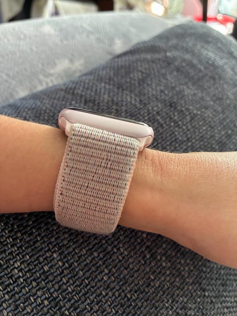 Apple Watch Series 9 GPS + Cellular 45mm - 5