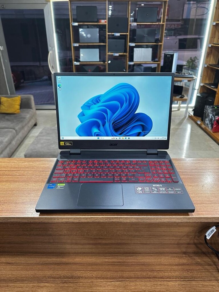 Acer Nitro 5 Oyuncu Laptopu RTX 3050Tİ - 8