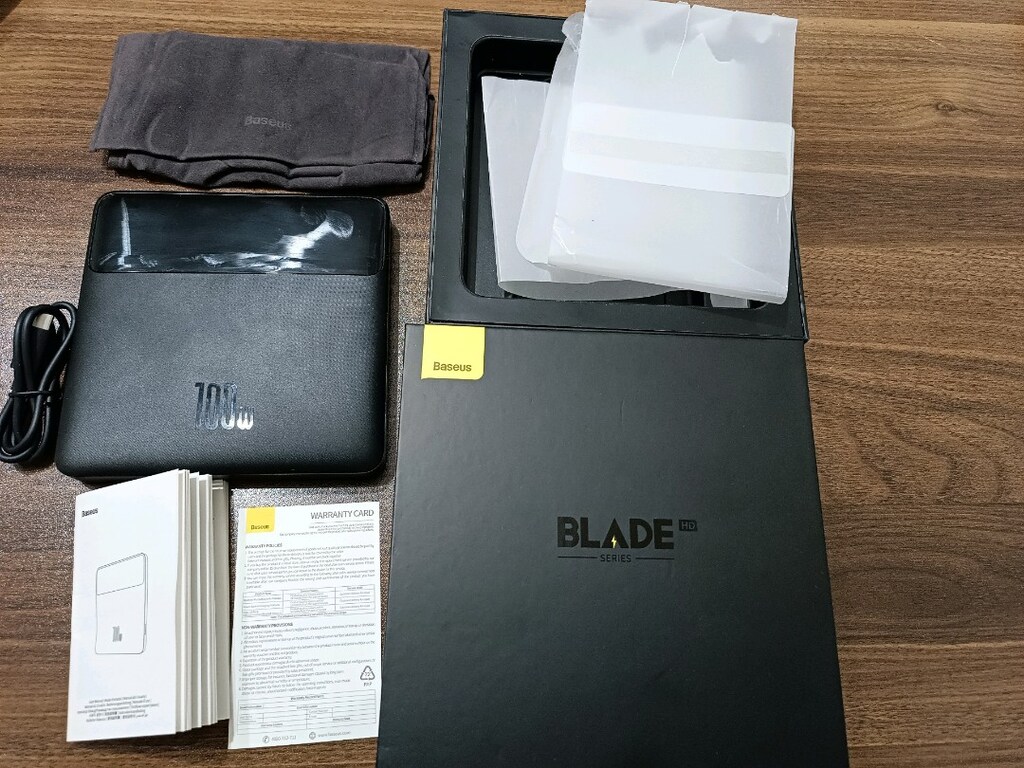 Baseus Blade Power HD Edition Dijital ekranlı 20000mAh Powerbank - 9