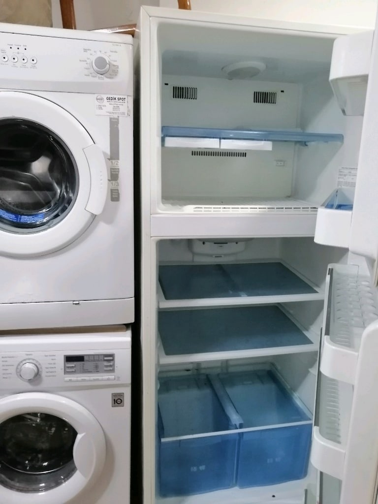 Bosch marka 543 litrelik çift kapılı NoFrost buzdolabı - 9