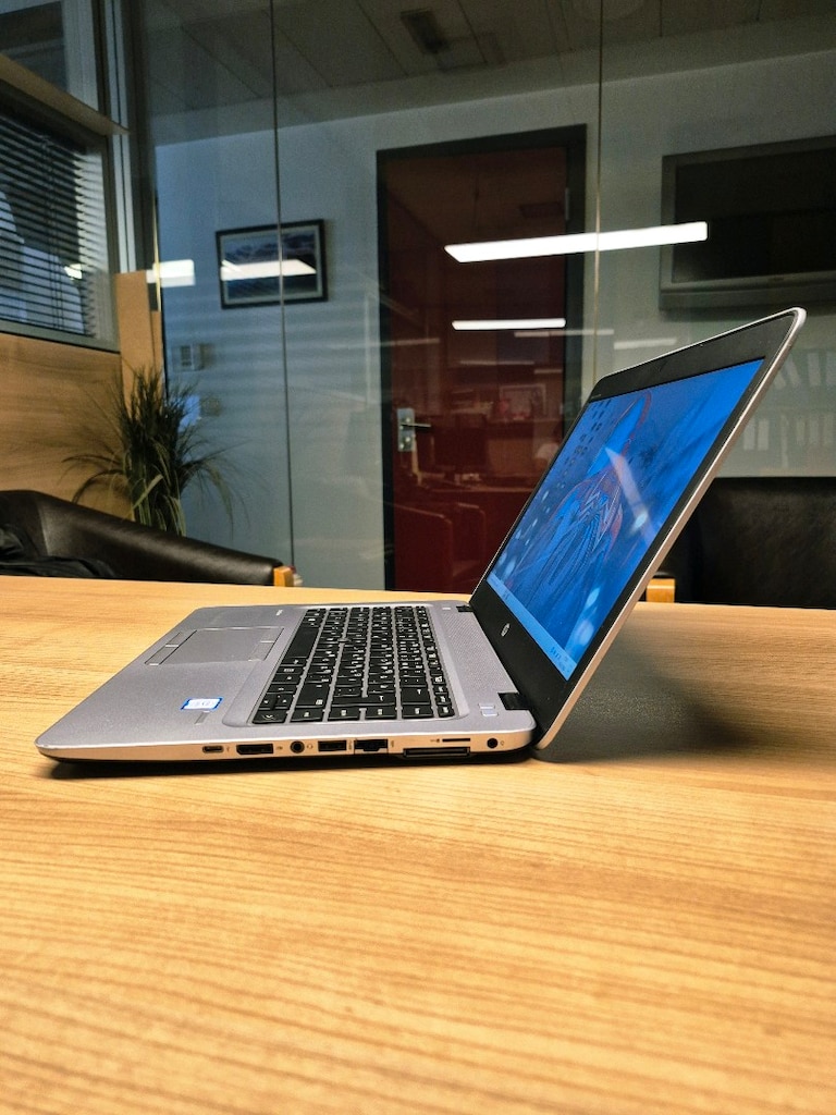 Laptop HP i5 İşlemci 256GB SSD 8GB Ram Pili Sağlam Bilgisayar - 4