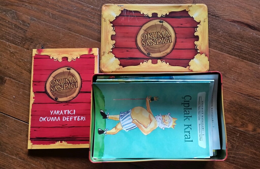 Top Yayınları Kırmızı Okuma Sandığı (Teneke Kutu 64 Kitap) - 2