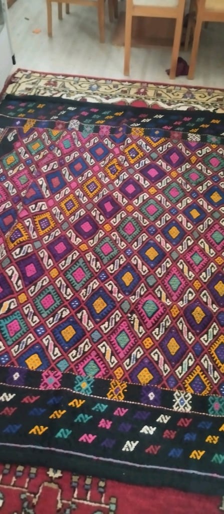 Desenli Halı - 2