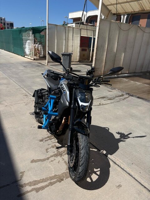 FULL+FULL CFMOTO 250NK | Hatasız | Bol Ekstralı | Masrafsız