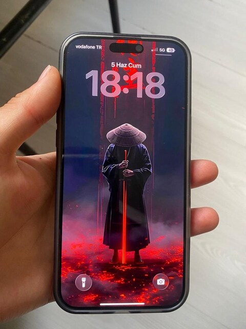 iPhone 16 Pro Max 256 GB Çift SIM %93 Pil Değişensiz Temiz