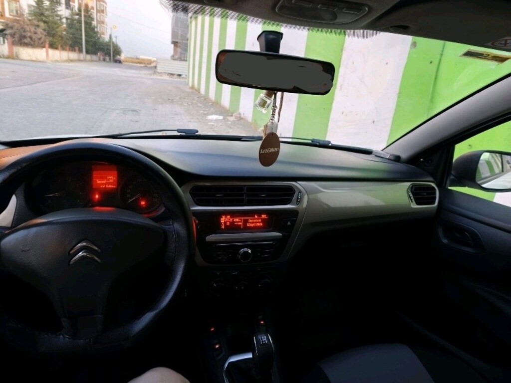 memurdan temiz kullanılmış araba - 11