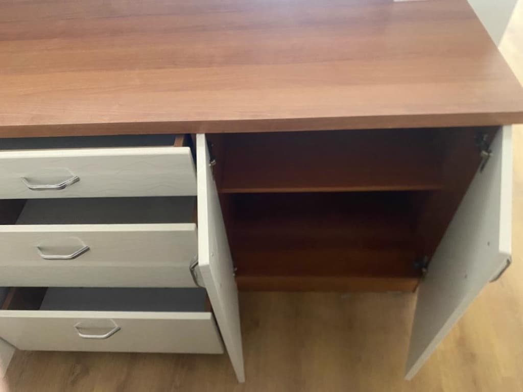 Özel Yapım Dolaplı bar masa - 6