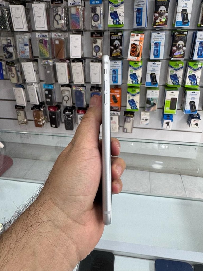 İPHONE 8 PLUS 64 GB HATASIZ TERTEMİZ - 4