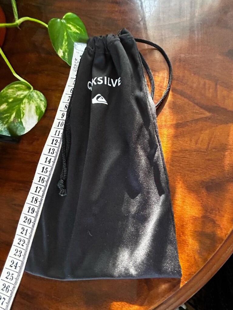 Quiksilver gözlük kılıfı - 4
