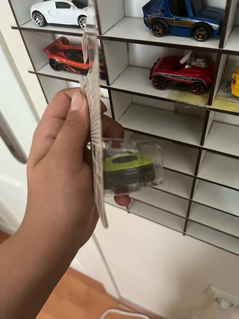 Hot Wheels Lamborghini - 3