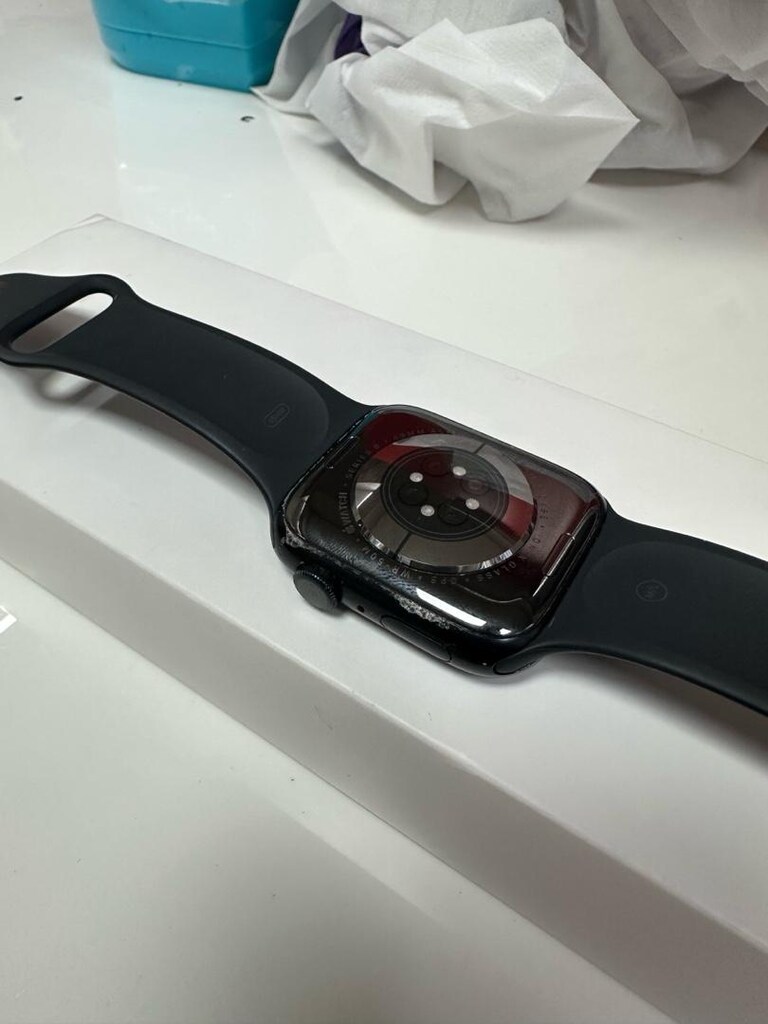 Apple Watch 8 45mm Siyah - 5