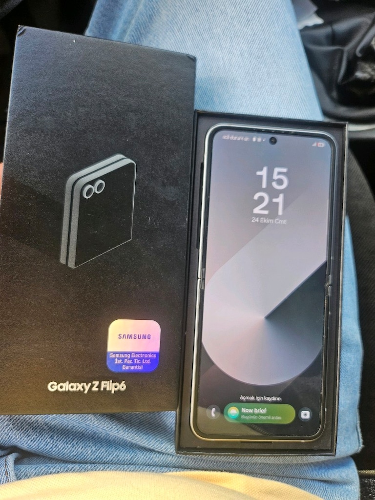 SAMSUNG Z FLİP 6 TÜRKİYE TAKASLI KUTULU - 2