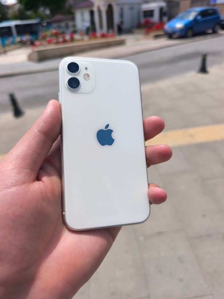 İPHONE 11 128 GB HATASIZ TR - 3
