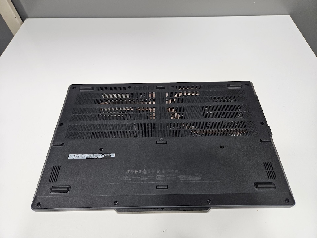 MSİ CYBORG İ7 13.NESİL + 32 GB RAM + RTX 5060 8 GB +21 AY GARANT - 7