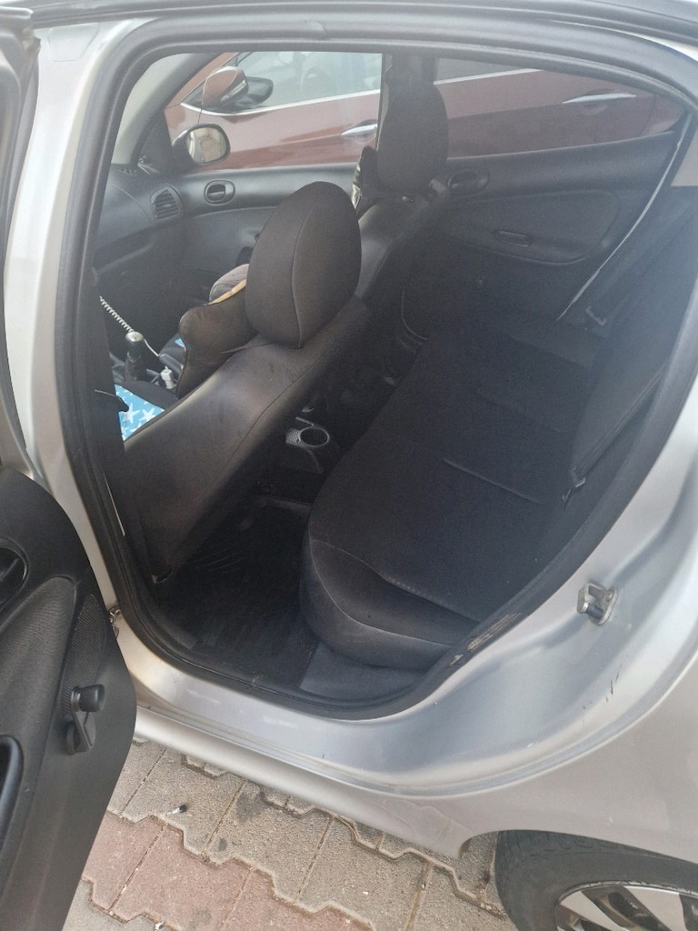 peugeot 206+plus 2011 model - 5