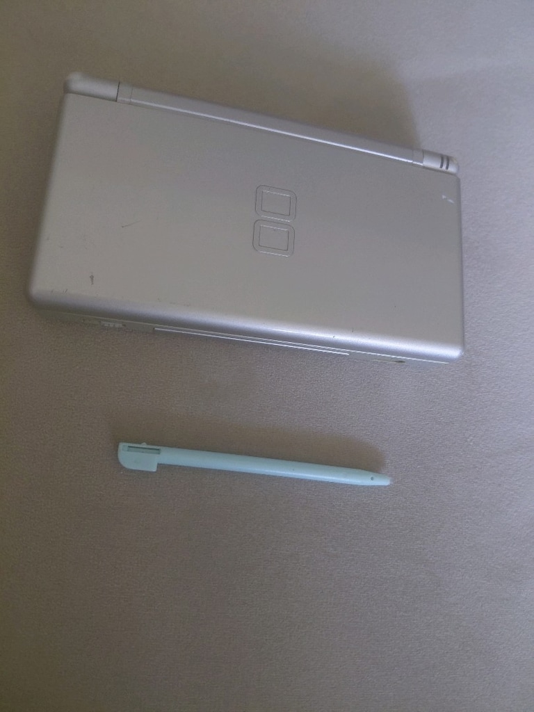 Nintendo ds lite cihazı - 3
