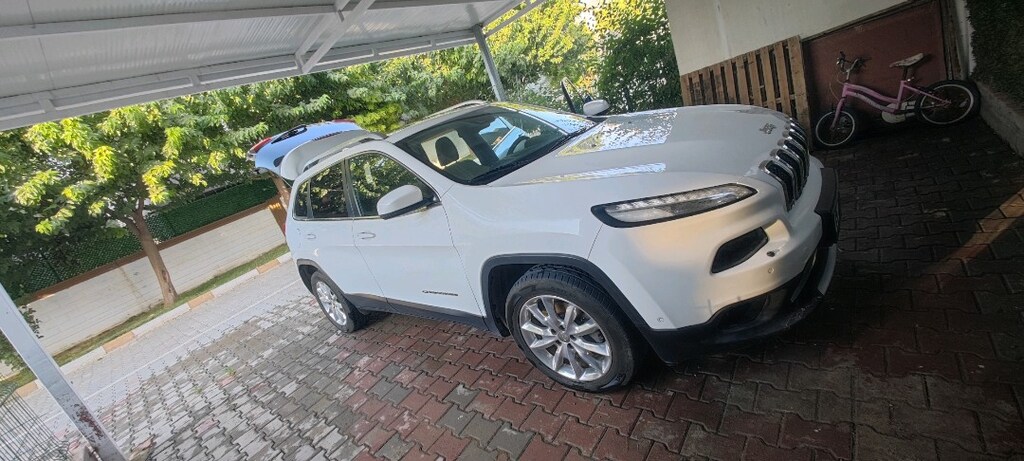Jeep Cherokee 2015 model 2016 çıkışlı - 13