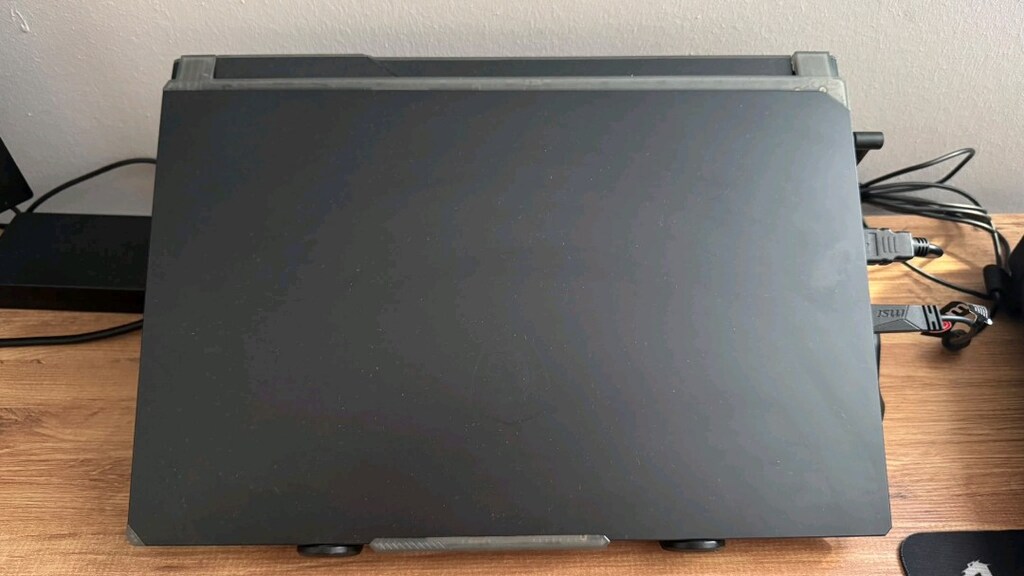 MSI Cyborg 15 RTX 4060 8GB / i5 13. Nesil / 16GB RAM / 144Hz - 2