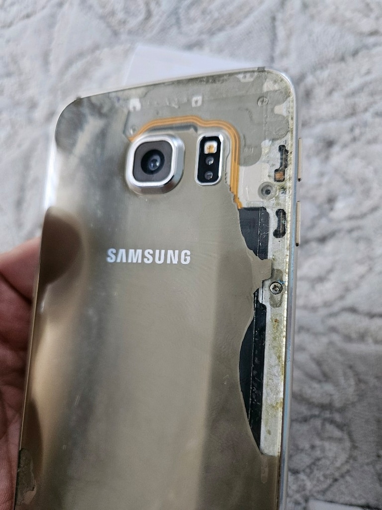 Samsung S6 Edge 32Gb Hafıza 3Gb Ram Cep Telefonu - Genel olarak iyi - 8
