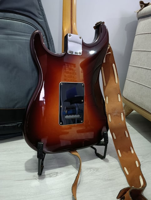 Fender Stratocaster HH - 2