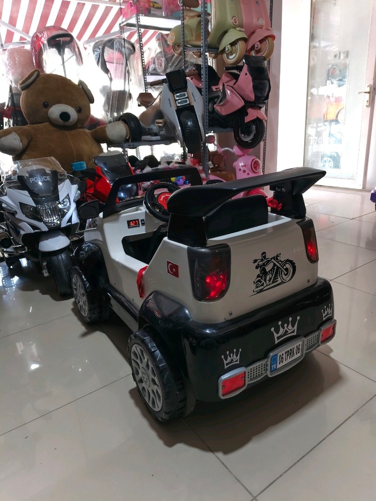 (AnkaCar çocuk oto galeri)2 MOTOR TURBO GÜÇLÜ KUMANDALI AKÜLÜ ARABA - 5