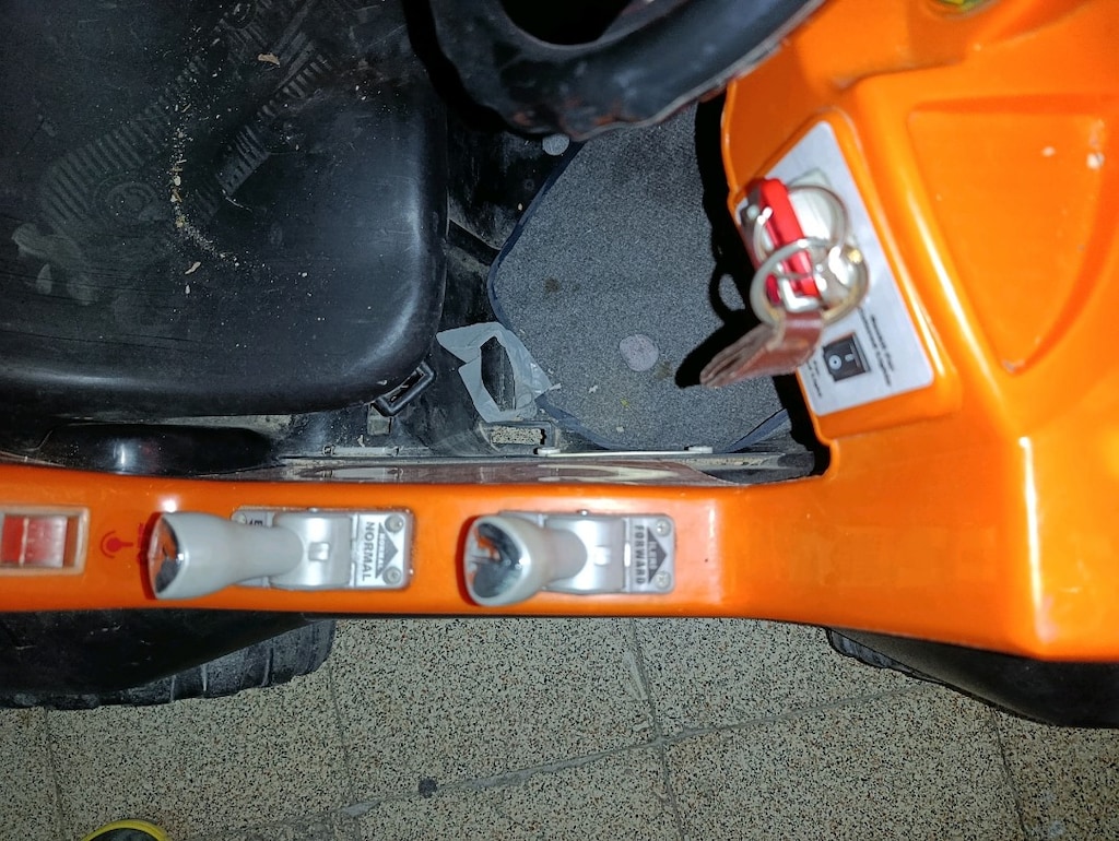 12 v akülü araba - 9