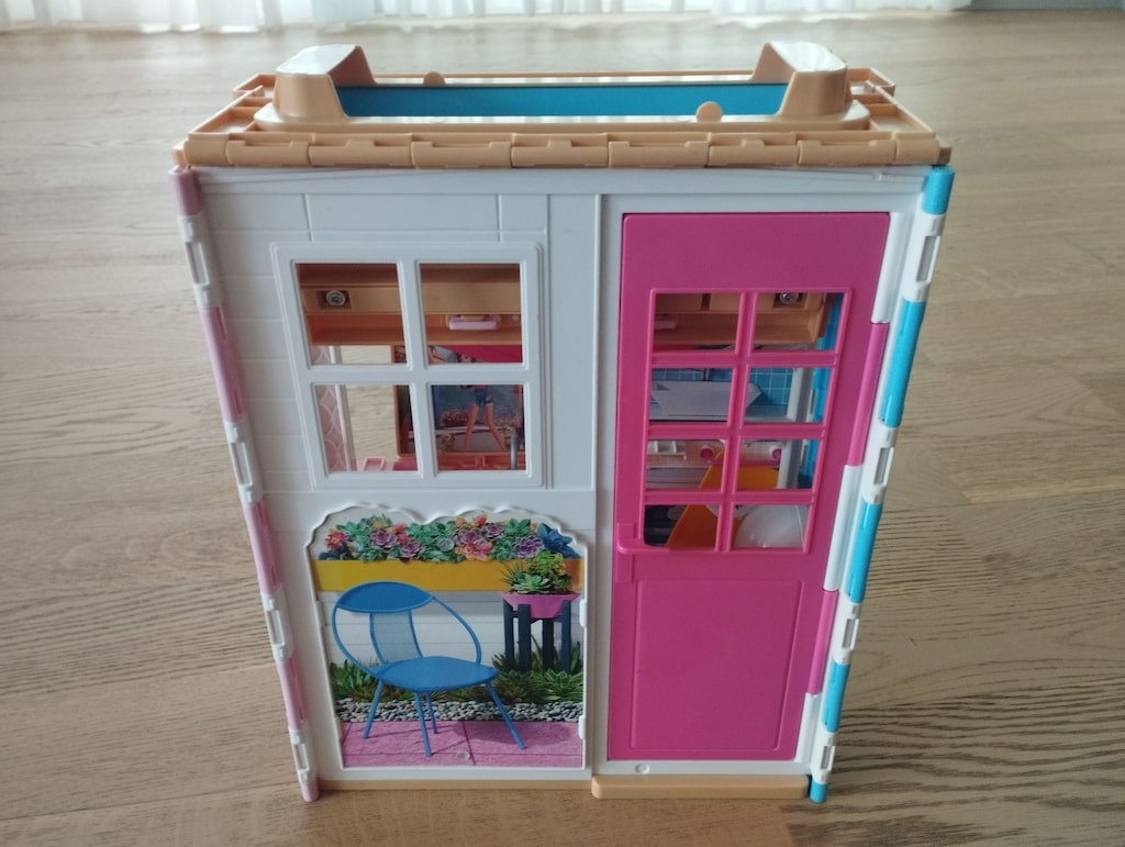 Barbie’nin portatif evi + Evcil hayvanı - 11