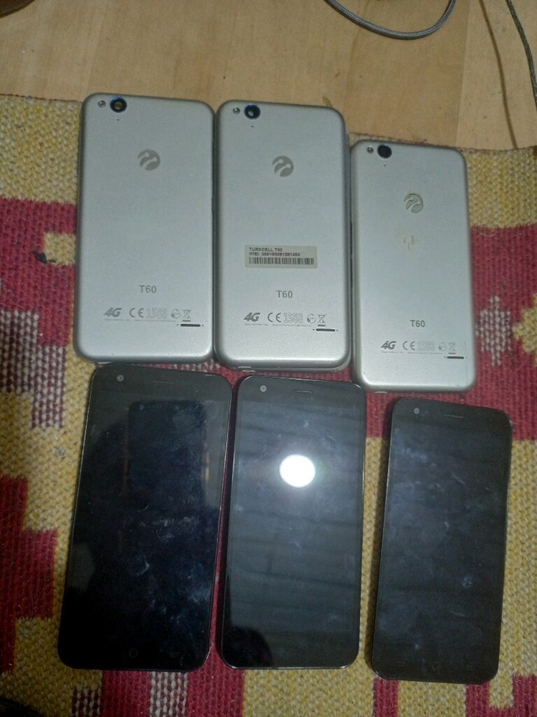 TURKCELL T60 EKRAN SAGLAM SORUNSUZ