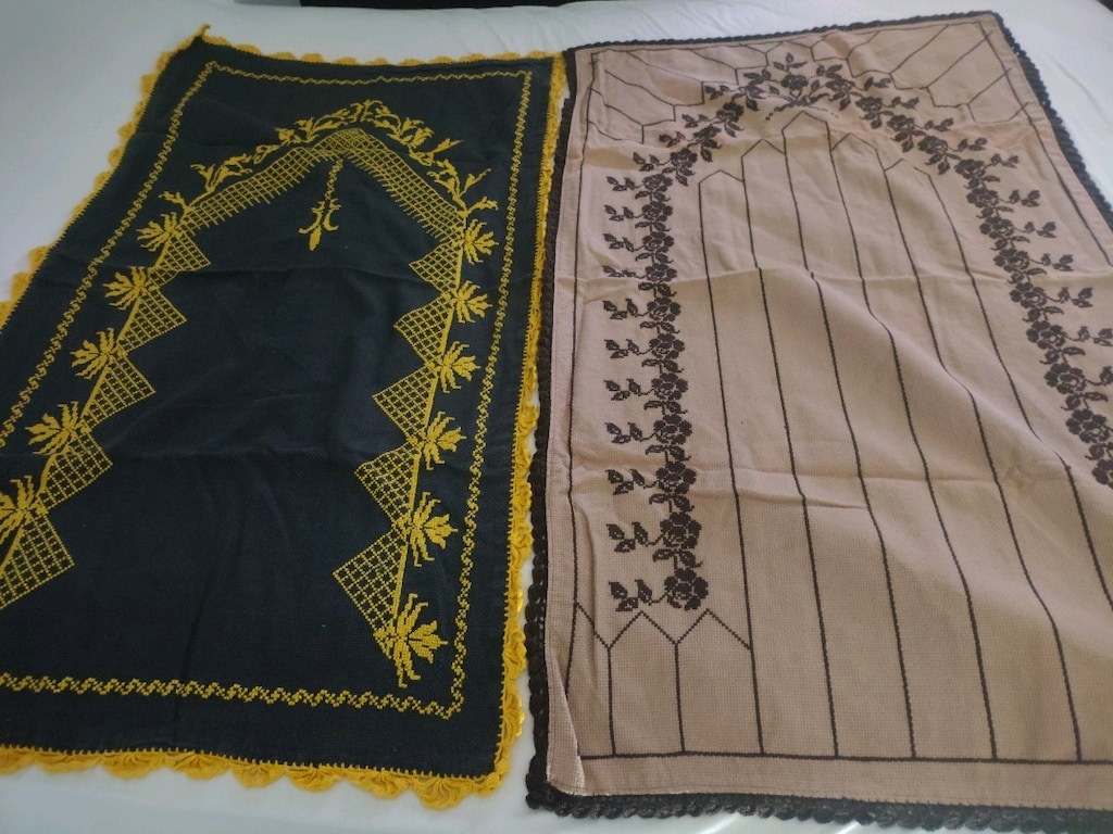 2 adet. kanaviçe. işlenmiş. seccade - 3