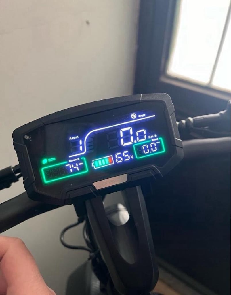 ONVO RX-05 2400W 70 km menzil çift motor scooter gri renk - 5