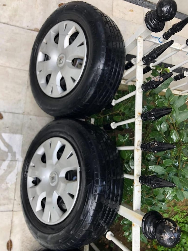 RENO FLUGANS LASTİK TAKIMI MEGAN 4.E de olur 2.KUMHO 205.65.15…2.ADET - 5