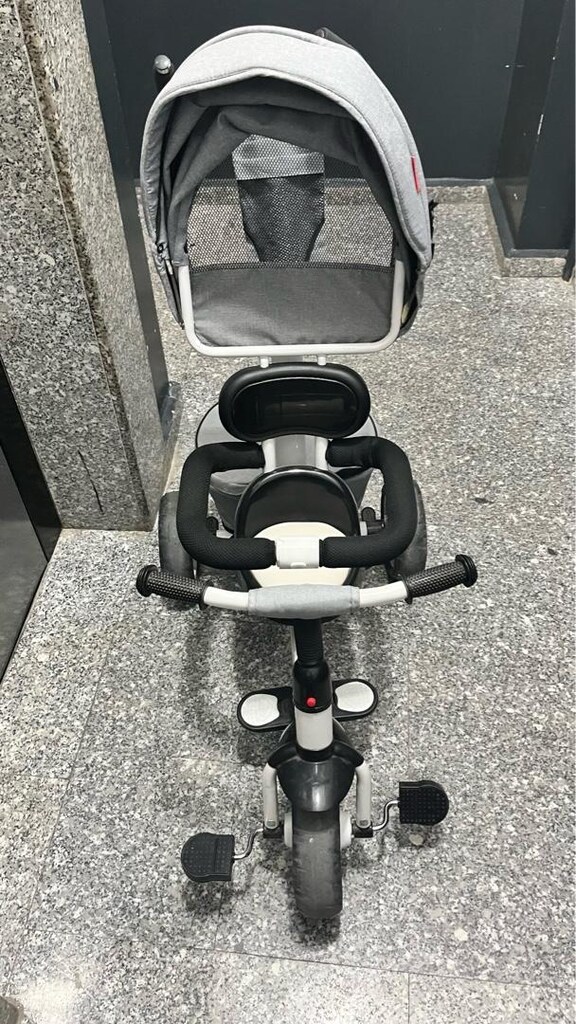 baby toys ebebek 3 tekerlekli bebek bisikleti ebeveyn kontrollü 3000₺ - 3