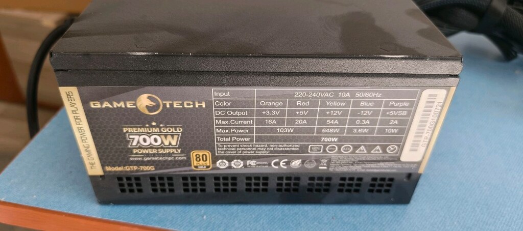 Lian Li Kasa ve Power 700Watt Gold Power Supply - 8