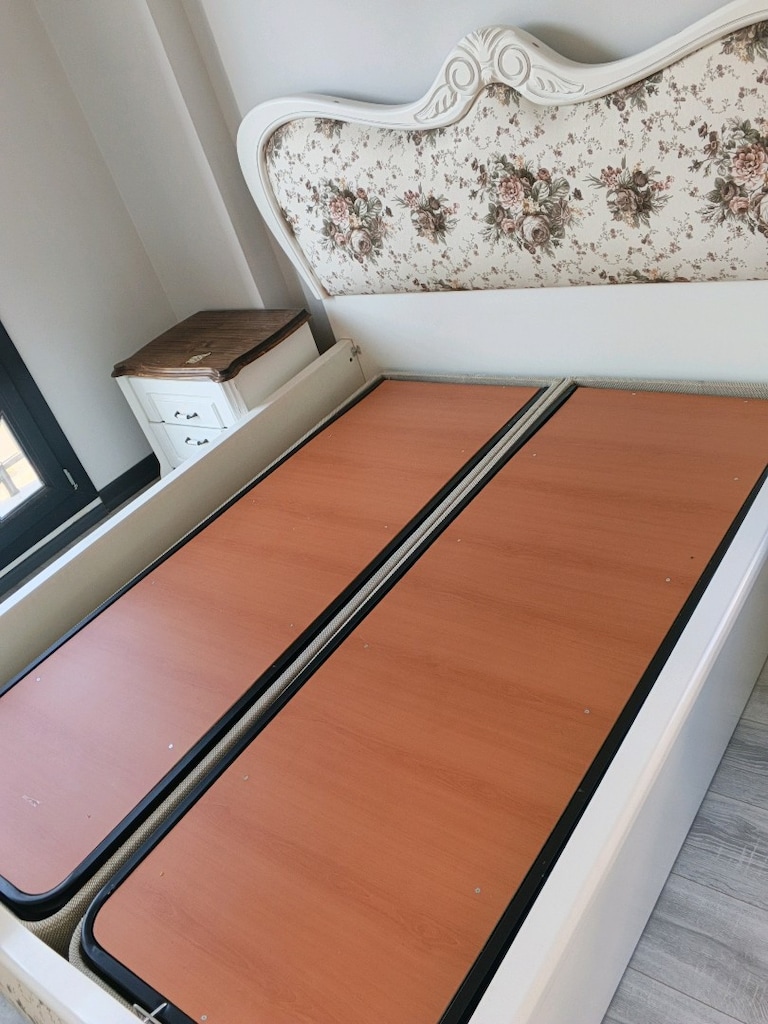ACİL SATILIK Yatak odası takımı, yemek odadı takımı, 3 lü koltuk - 7