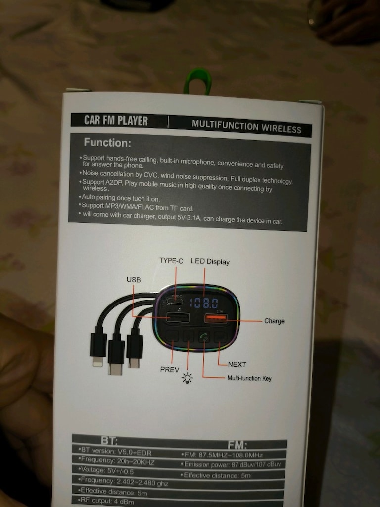 FM Transmitter / MP3 çalar ve şarj cihazı
