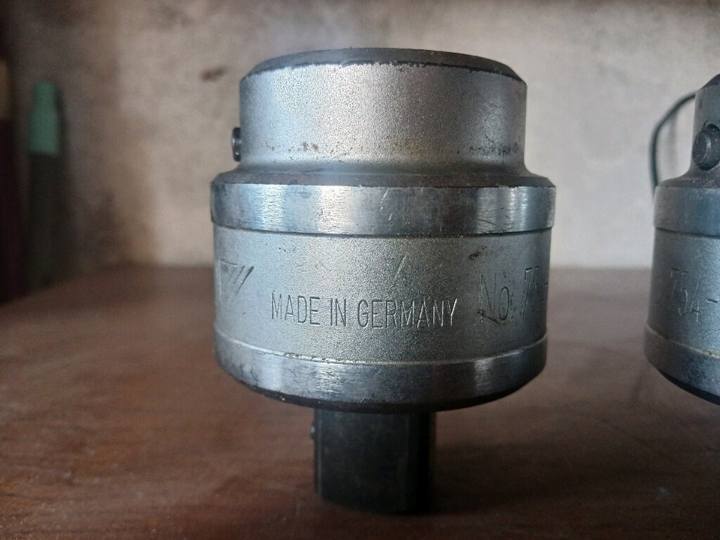 Gedore 754-06 Dremometre-Tork anahtarı cırcır adaptörü 1" 2 adet var - 2